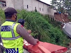 Cerita Pedagang Melihat Kios di Pasar Sukabumi Ambruk Gegara Longsor