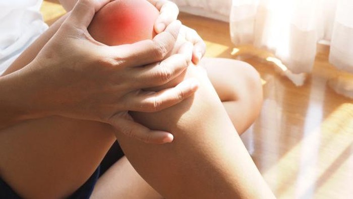Benarkah Kebiasaan Mandi Malam Sebabkan Rematik? Ini Jawabannya Menurut Penelitian! Benarkah Kebiasaan Mandi Malam Sebabkan Rematik? Ini Jawabannya Menurut Penelitian!