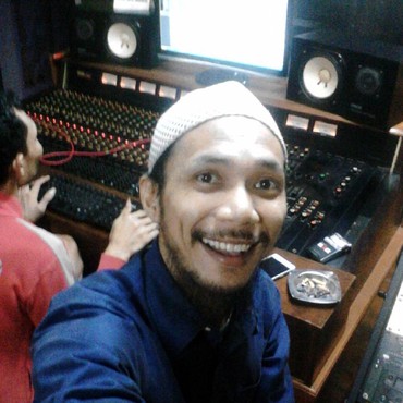 3 Pekerjaan yang Dijalani Norman Kamaru demi Bisa Ngetop Lagi