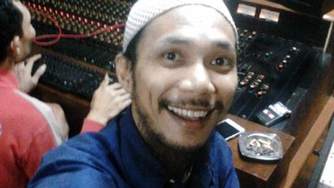 3 Pekerjaan yang Dijalani Norman Kamaru demi Bisa Ngetop Lagi