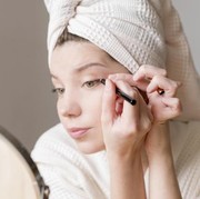 Inilah 5 Eyeliner Jepang yang Belum Pernah Kamu Dengar
