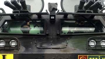 Pemerintahan Joko Widodo telah menyarankan agar para tamu yang ingin mobil dengan spesifikasi khusus untuk membawa sendiri.