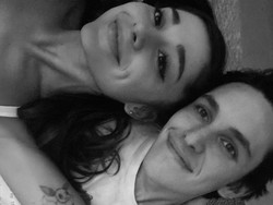 Ariana Grande dan Kisah Cinta dengan 7 Mantan Sebelum Menikahi Dalton Gomez
