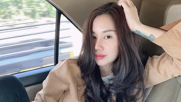 img-title Mantan Adipati Dolken, Chika Kinsky Ingin Nikahi Kekasih Sesama Jenis
