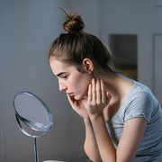 Kulit Tetap Glowing Sepanjang Musim Hujan, Ternyata...