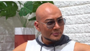Pernah Indehoi di Kereta, Deddy Corbuzier Tertantang Lakukan di Pesawat