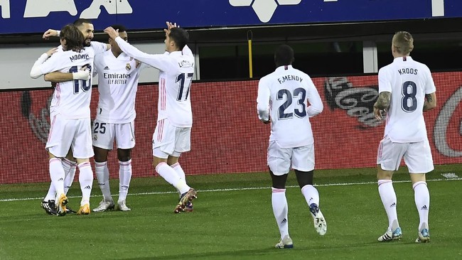 Real Madrid berhasil mengalahkan tuan rumah Eibar dalam laga Liga Spanyol, Senin (21/12) dini hari WIB.