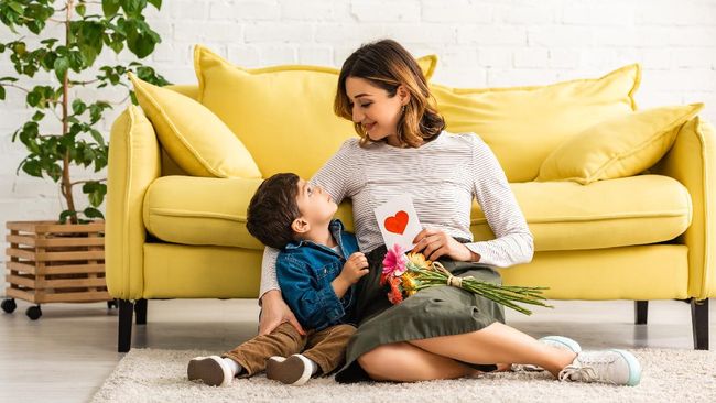 Ada banyak cara yang dapat dilakukan untuk merayakan Hari Ibu pada 22 Desember 2022 ini. Salah satunya memberikan ucapan selamat Hari Ibu. Simak contohnya.