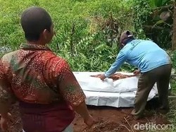 Jasad Mbah Soewardi di Banyuwangi Masih Utuh Meski 30 Tahun Dimakamkan