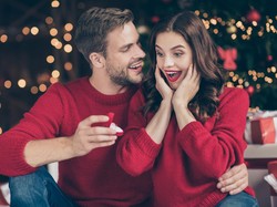 3 Rekomendasi Kado Natal Perhiasan untuk Wanita, Nggak Bikin Kantong Bolong