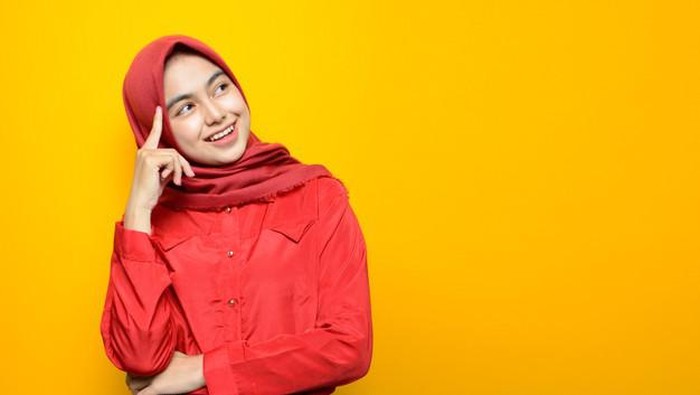 5 Cara Mudah Merawat Rambut Bagi Pengguna Hijab agar Tetap Sehat dan Indah