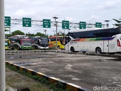 H-4 Natal 2020, Terminal Pulogebang Masih Sepi