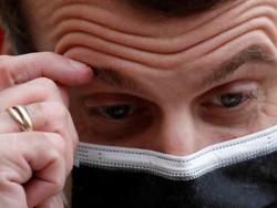 Terinfeksi Corona, Macron Langgar Protokol Pencegahan Virus?