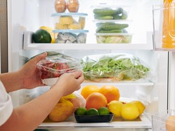 Biasa Nyetok Makanan Banyak? Ini Tips Menyimpan agar Tahan Lama