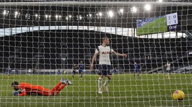 Tottenham Kalah, Mourinho Tak Marah pada Aurier
