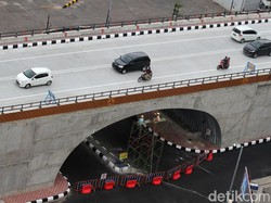 Uji Coba Flyover Purwosari Solo, Sepeda Boleh Melintas