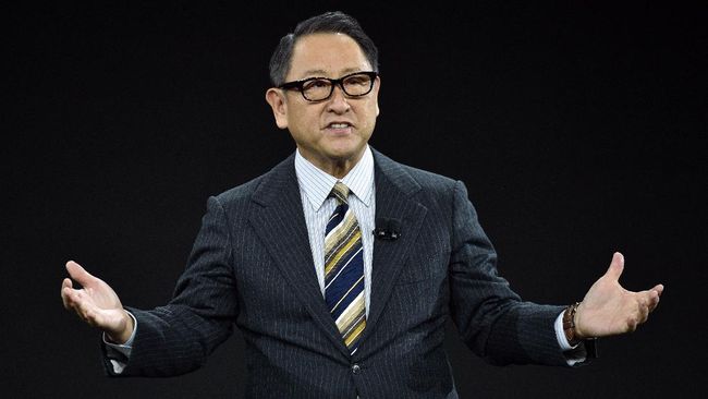 Bos Toyota Bongkar Masalah Buru-buru Transisi Mobil Listrik Presiden Toyota Akio Toyoda mengatakan transisi cepat ke mobil listrik punya efek negatif.