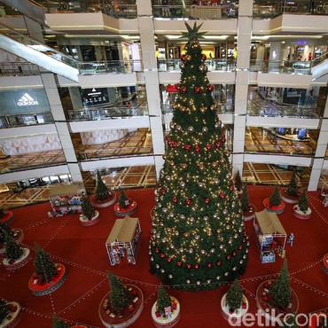 25 Desember Berlalu, Ini Pilihan Waktu Terbaik Bongkar Pohon Natal