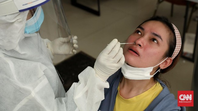 Kasus positif virus corona masih terus bertambah dari hari ke hari dan belum ada tanda-tanda akan berkurang.