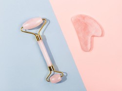 Mengenal Beauty Tools Jade Roller dan Gua Sha, Begini Cara Pakainya