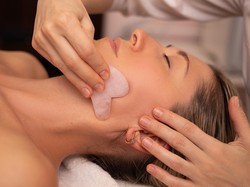 Pengalaman Unik Facial Berdasarkan Alter Ego di Klinik Kecantikan Y2SKYN