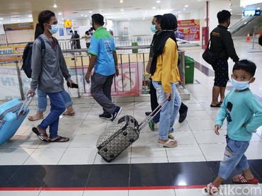 Simak Fakta Kasus Corona Terus Naik Ketika Periode Libur Panjang