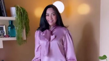img-title Lepas Hijab, Rachel Vennya Minta Penggemar Jangan Ekspektasi Tinggi