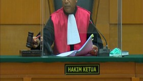 VIDEO: Djoko Tjandra Divonis 2,5 Tahun Penjara