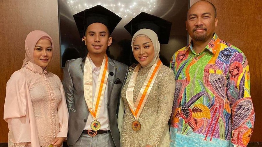 viens tasman Potret Viens Tasman, Niko dan Rachel Vennya