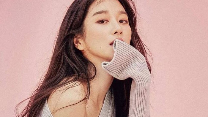 Punya Wajah Mirip Bule, 5 Artis Korea Ini Sering Dikira Blasteran Punya Wajah Mirip Bule, 5 Artis Korea Ini Sering Dikira Blasteran