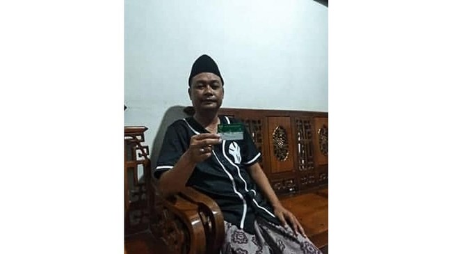 Mohammad Ghozali menuturkan pengalamannya mendampingi istri menjalani pengobatan kanker dengan berbekal kartu JKN-KIS dari BPJS Kesehatan.