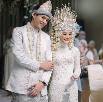 4 Pernikahan Artis dengan Adat Palembang di Tahun 2020