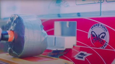 Heboh Logo Slank di MV K-Pop AB6IX, BDC & Eun Sang 'Chandelier'