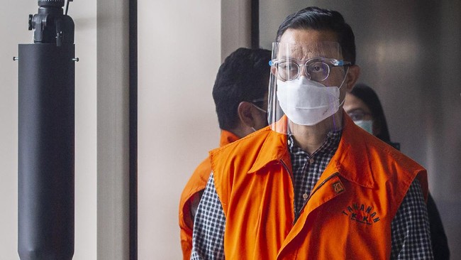 KPK mulai mengkaji penerapan ancaman hukuman mati bagi eks Mensos Juliari Batubara atas dugaan korupsi dana bansos covid yang dilakukannya.