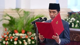 Jokowi Lantik Eks Pangko Timtim HBL Mantiri Jadi Ketum Legiun Veteran