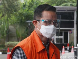 Juliari Bantah Perintahkan Anak Buah Potong Fee Bansos Corona Rp 10 ribu