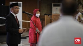 Risma Larang BLT Corona Dipakai Beli Rokok: Kami Akan Pantau