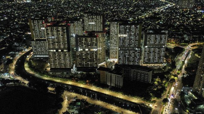 Oknum pasien dan nake yang diduga terlibat perbuatan mesum di RS Wisma Atlet telah diamankan pihak berwenang, serta telah dites PCR sebelum dibawa ke polisi.