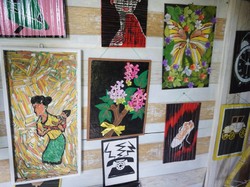 Kreatif! Pria Ini Ubah Sampah Daun Jadi Seni Tempel