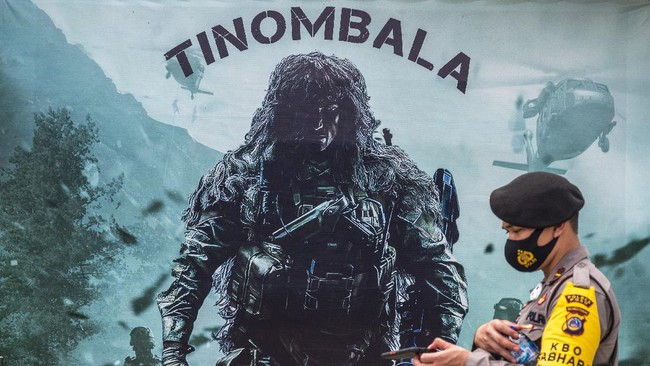 Terhitung 100 hari Listyo Sigit Prabowo menjabat Kapolri, personelnya belum juga berhasil menangkap kelompok teroris pimpinan Ali Kalora yang 5 tahun ini buron.