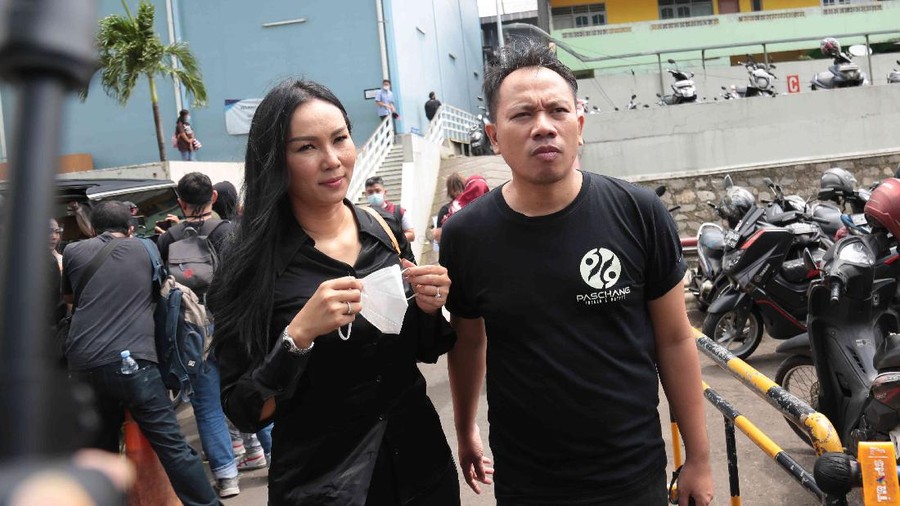 Vicky Prasetyo dan Kalina