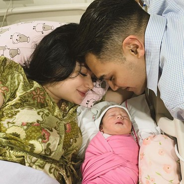 Cerita Perjuangan Asmirandah Saat Beri ASI untuk Anaknya