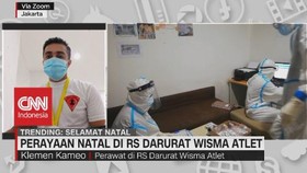 VIDEO: Perayaan Natal di RS Darurat Wisma Atlet