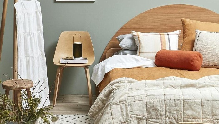 Cozy Abis! Dekorasi Kamar Tidur Minimalis, Tak Melulu Warna Putih