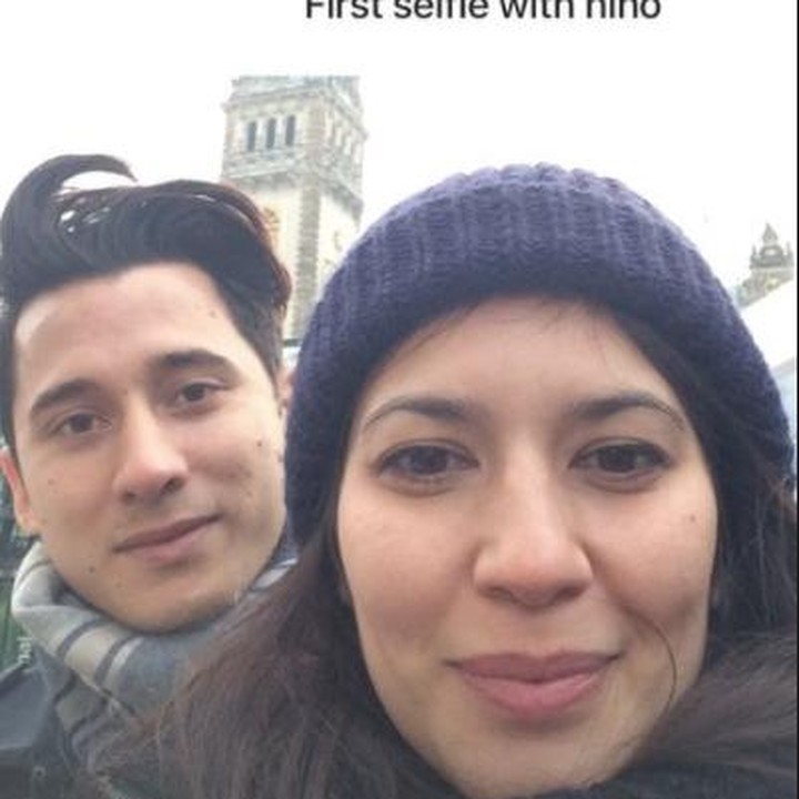 <p>Kedua bintang film Bulan Terbelah di Langit Amerika 2 ini juga membagikan throwback foto selfie pertama mereka. (Foto: Instagram @hannahalrashid)</p>