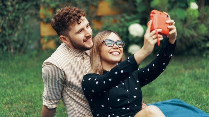 Ladies, Lakukan 4 Sikap Ini Agar Pasangan Semakin Nyaman!