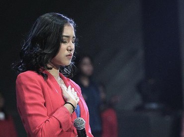 Lirik Lagu Penolong yang Setia - Melitha Sidabutar