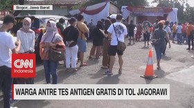 VIDEO: Warga Antre Tes Antigen Gratis di Tol Jagorawi