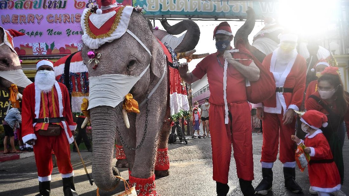 FOTO: Natal di Penjuru Dunia saat Pandemi