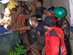 BPBD Masih Cari Warga Bandung Barat yang Terjebak di Rumah Tertimpa Longsor